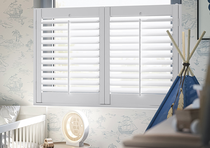 Bromley, Nimbus Grey - Cafe Style Plantation Shutter - Image 5